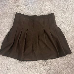 BROWN PLEATED SKIRT